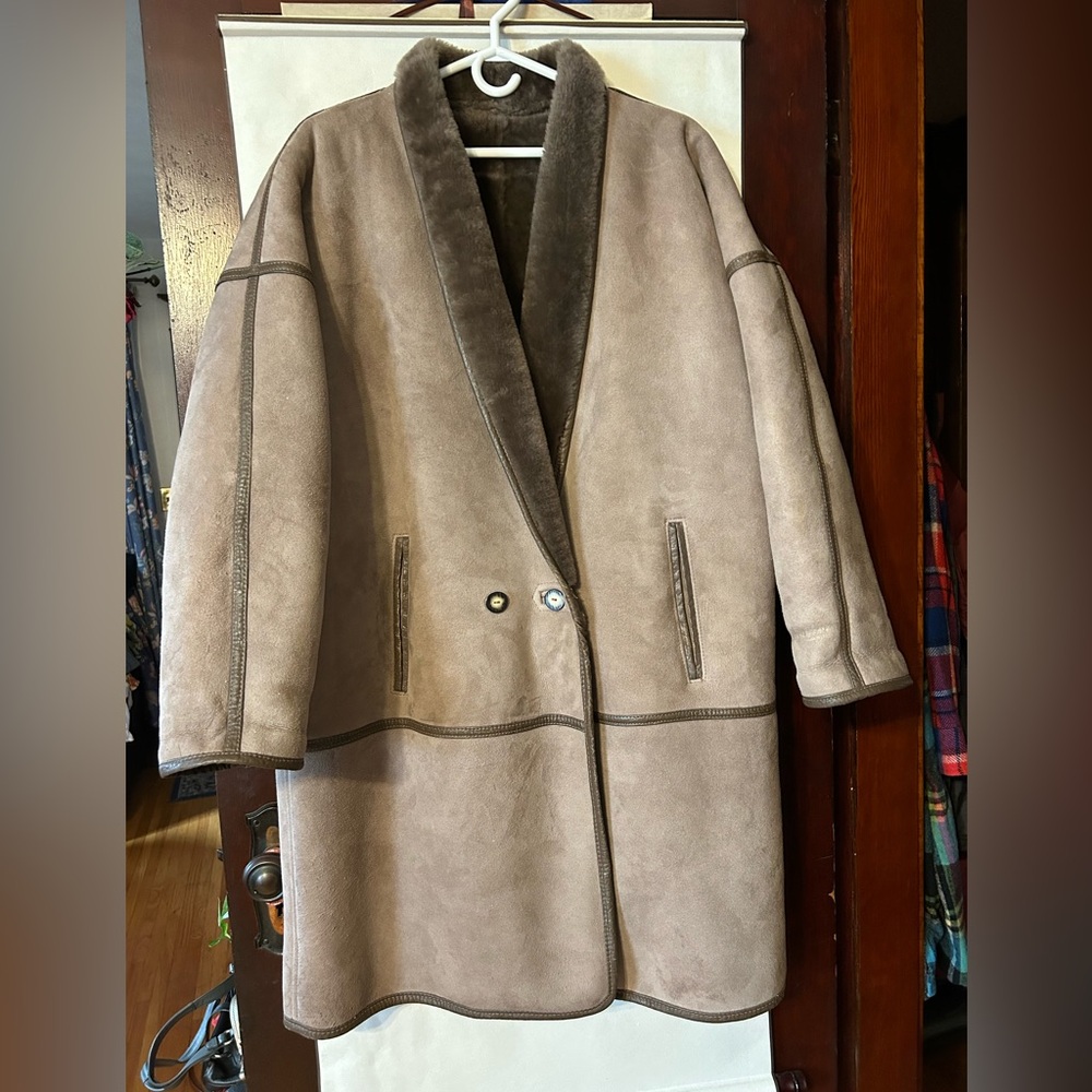 Vintage David Muller Sheepskin woman’s coat size 14